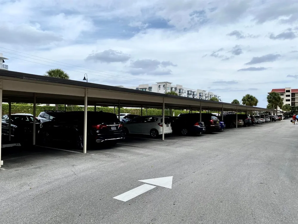 7030 Half Moon Circle #216 Hypoluxo, FL 33462