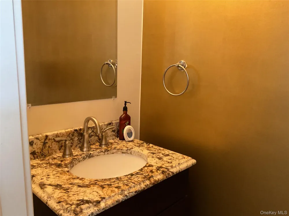 246 Orleans Road #10-2 Newburgh, NY 12550