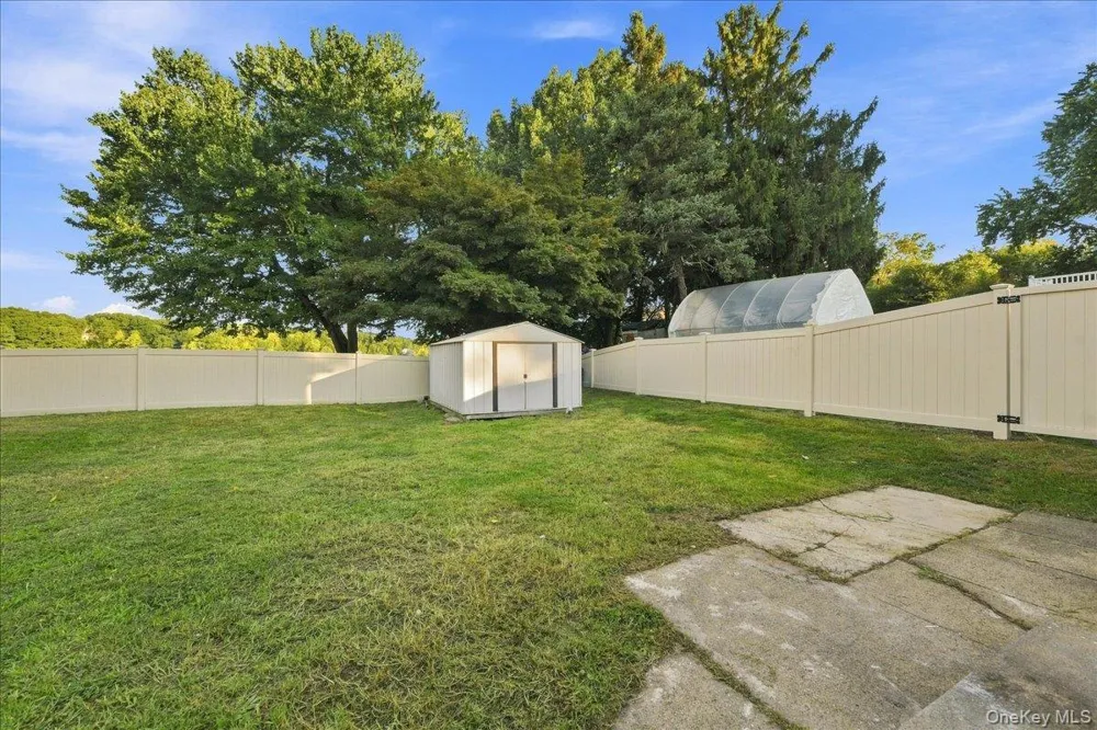 171 Westchester Avenue Verplanck, NY 10596