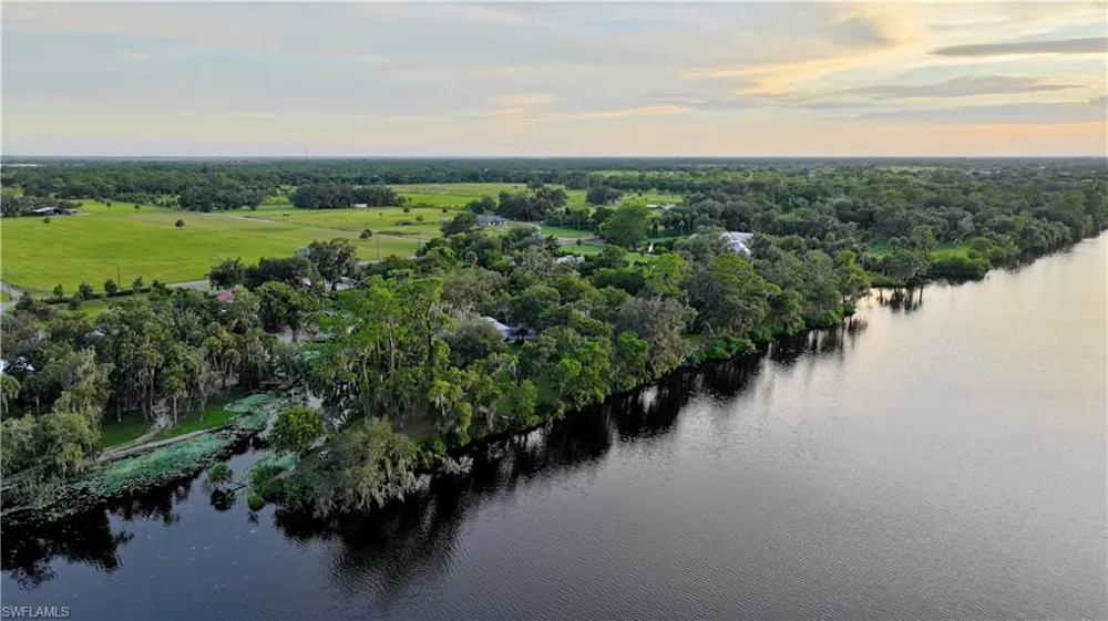 3200 Fort Denaud Road Labelle, FL 33935