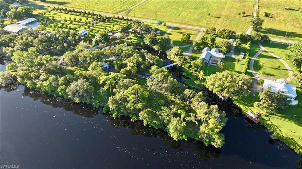 3200 Fort Denaud Road Labelle, FL 33935