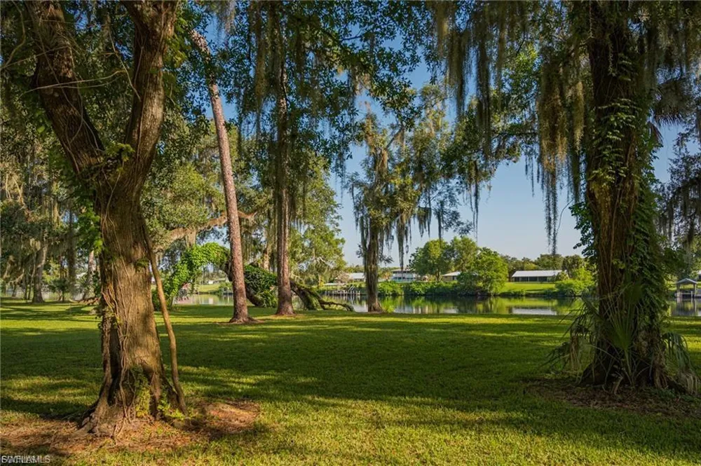 3200 Fort Denaud Road Labelle, FL 33935