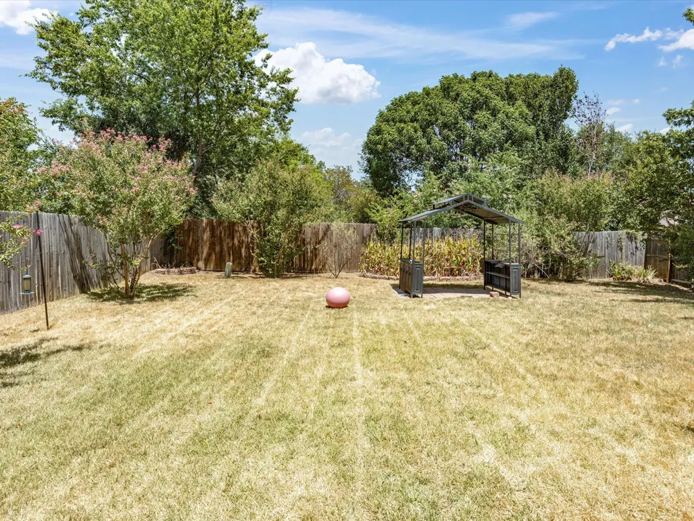 2532 John Drive Denton, TX 76207