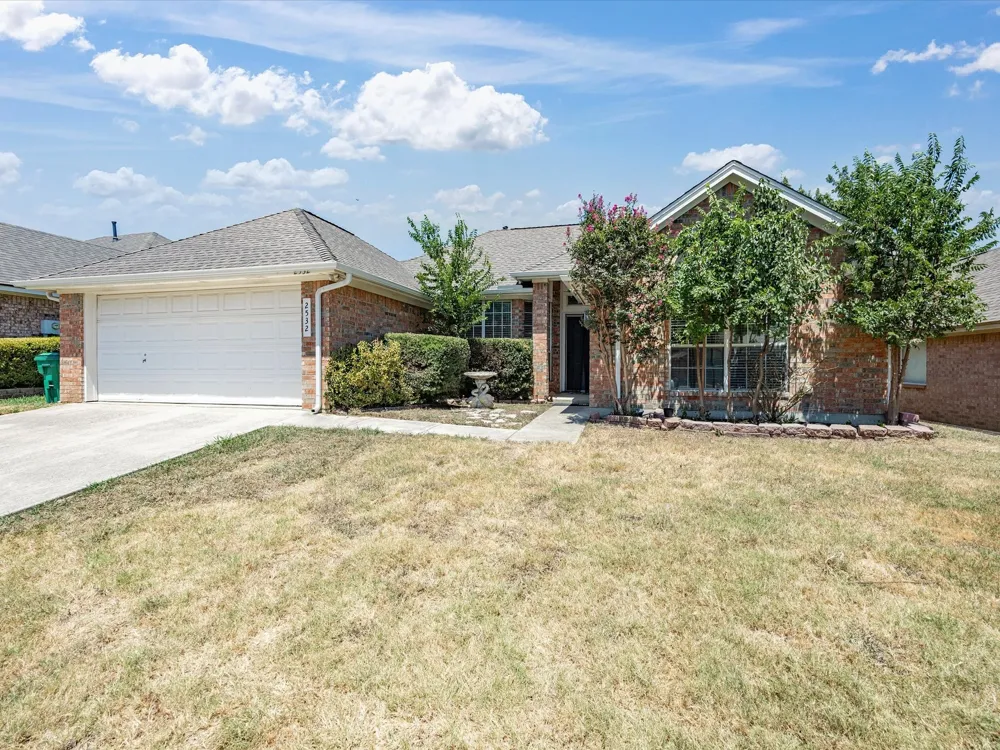 2532 John Drive Denton, TX 76207