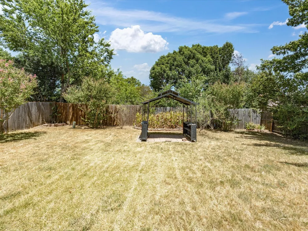 2532 John Drive Denton, TX 76207