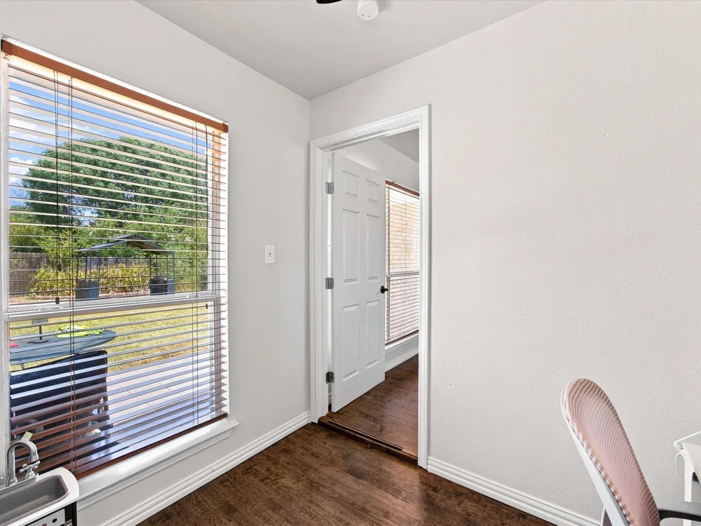 2532 John Drive Denton, TX 76207
