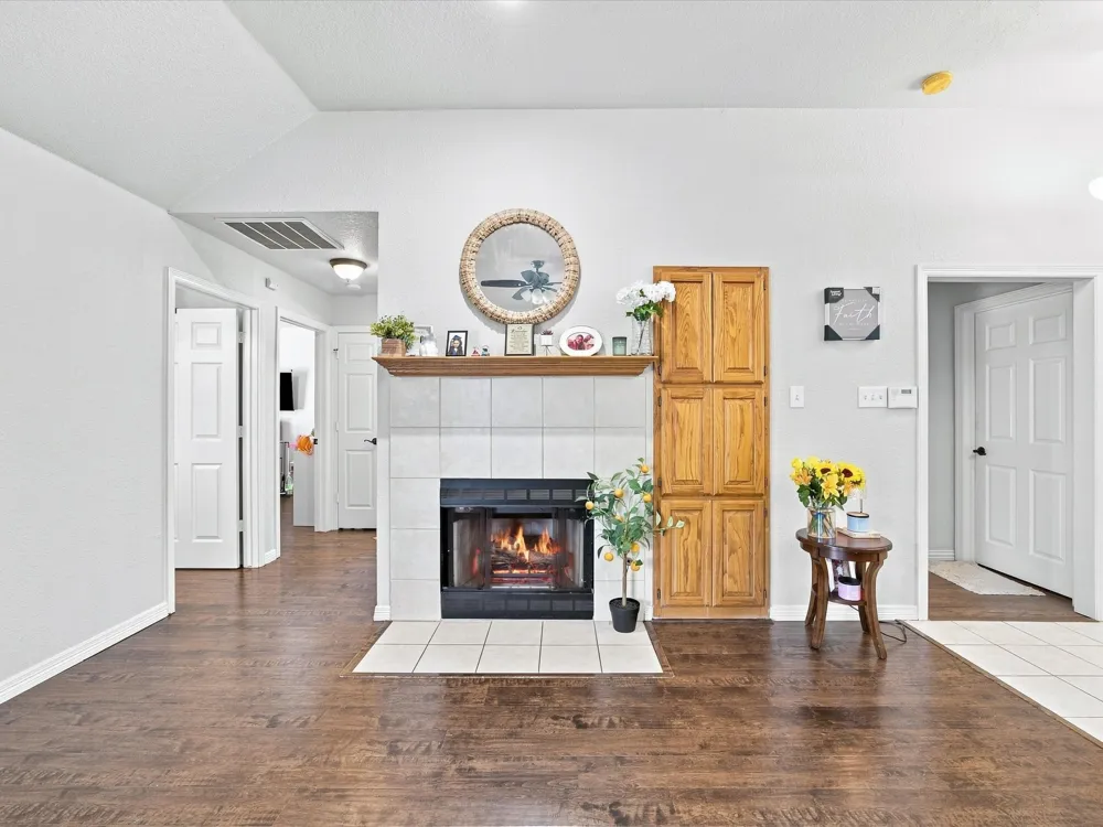 2532 John Drive Denton, TX 76207