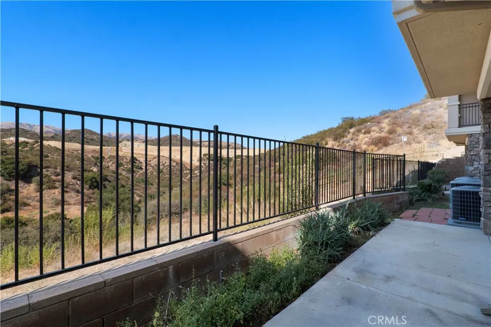 21917 Bella Vista Place Chatsworth, CA 91311