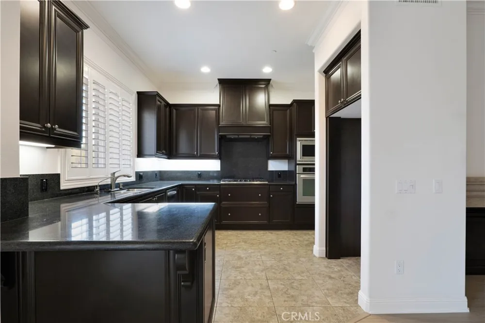 21917 Bella Vista Place Chatsworth, CA 91311