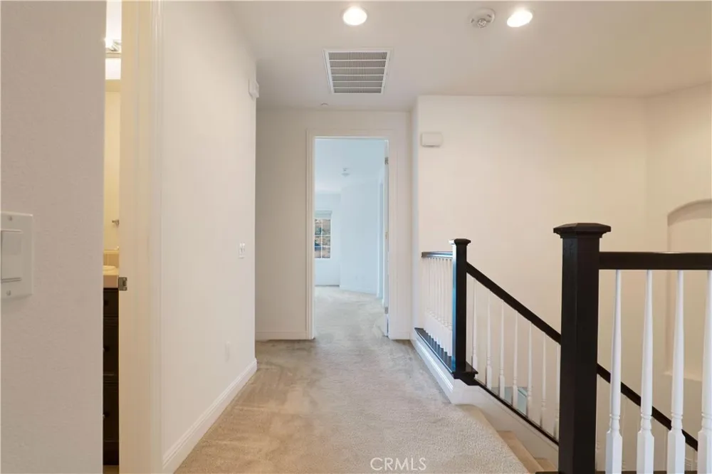 21917 Bella Vista Place Chatsworth, CA 91311