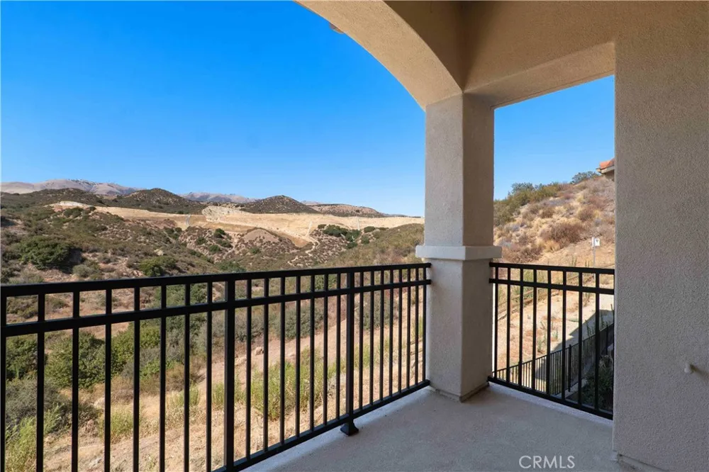 21917 Bella Vista Place Chatsworth, CA 91311