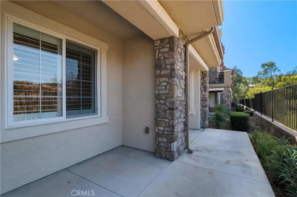 21917 Bella Vista Place Chatsworth, CA 91311
