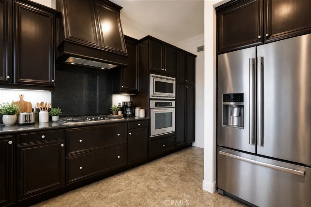21917 Bella Vista Place Chatsworth, CA 91311