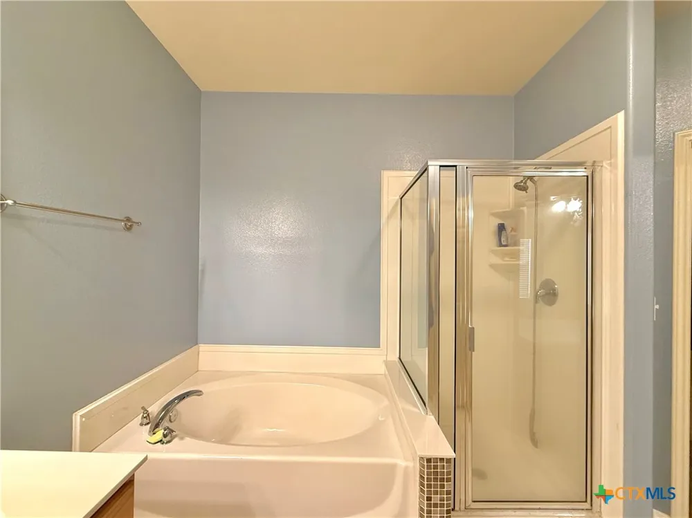 106 Heritage Oak Court Victoria, TX 77901