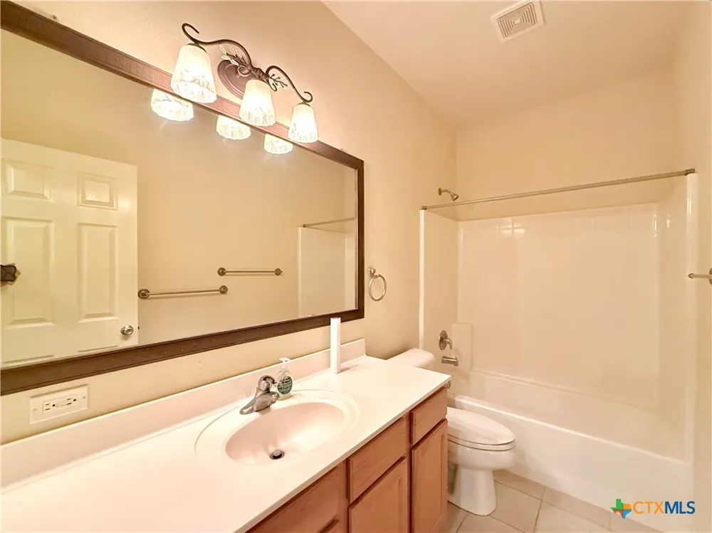106 Heritage Oak Court Victoria, TX 77901