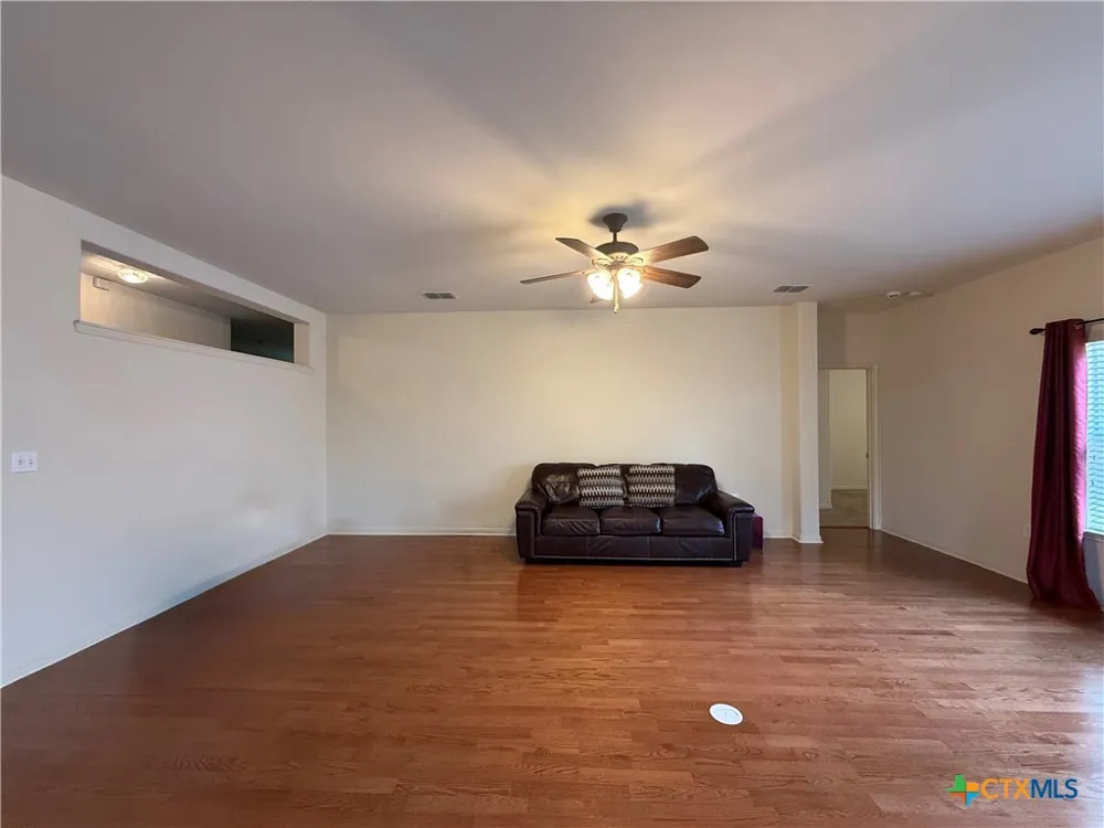 106 Heritage Oak Court Victoria, TX 77901