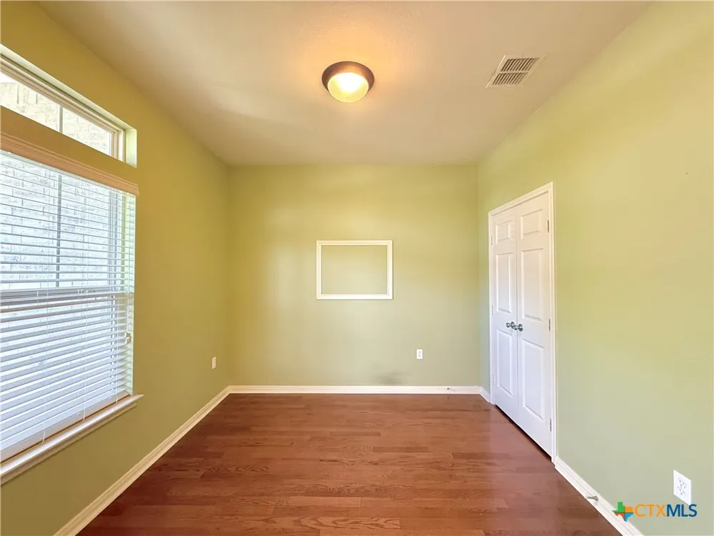 106 Heritage Oak Court Victoria, TX 77901