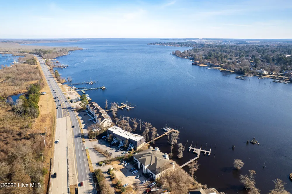9 Gardner Point Drive #9 Elizabeth City, NC 27909