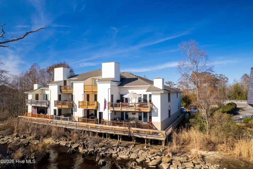 9 Gardner Point Drive #9 Elizabeth City, NC 27909