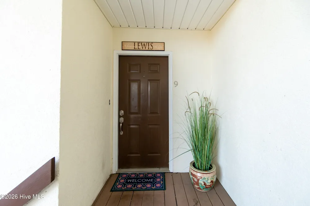 9 Gardner Point Drive #9 Elizabeth City, NC 27909