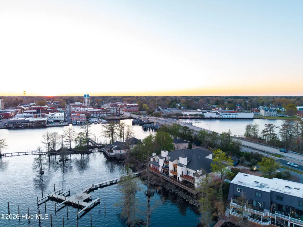 9 Gardner Point Drive #9 Elizabeth City, NC 27909