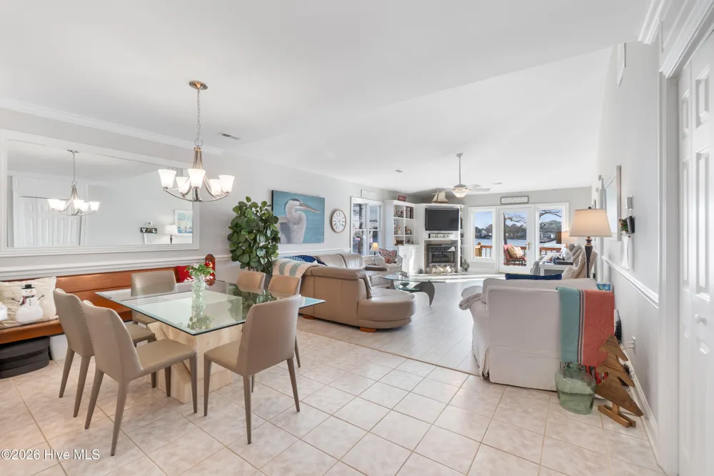 9 Gardner Point Drive #9 Elizabeth City, NC 27909