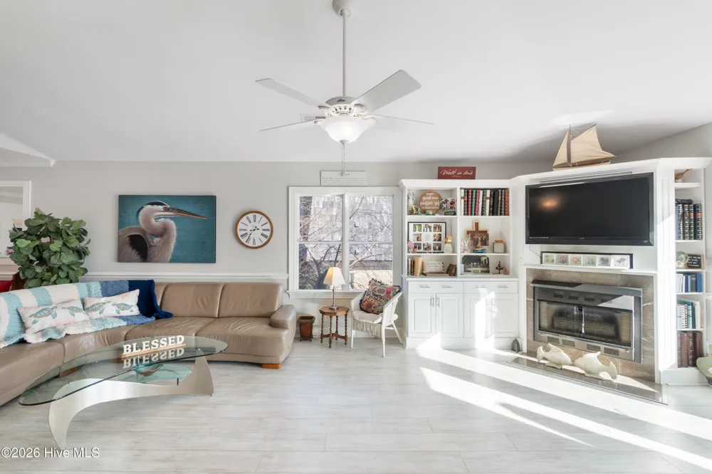 9 Gardner Point Drive #9 Elizabeth City, NC 27909