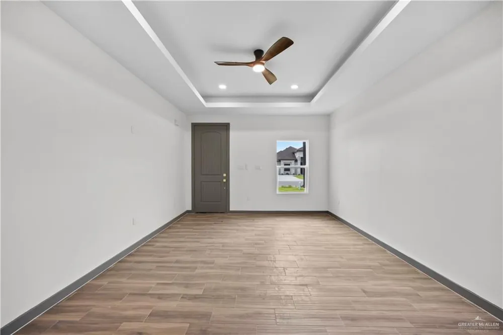 2365 Via Roma Lane Weslaco, TX 78596