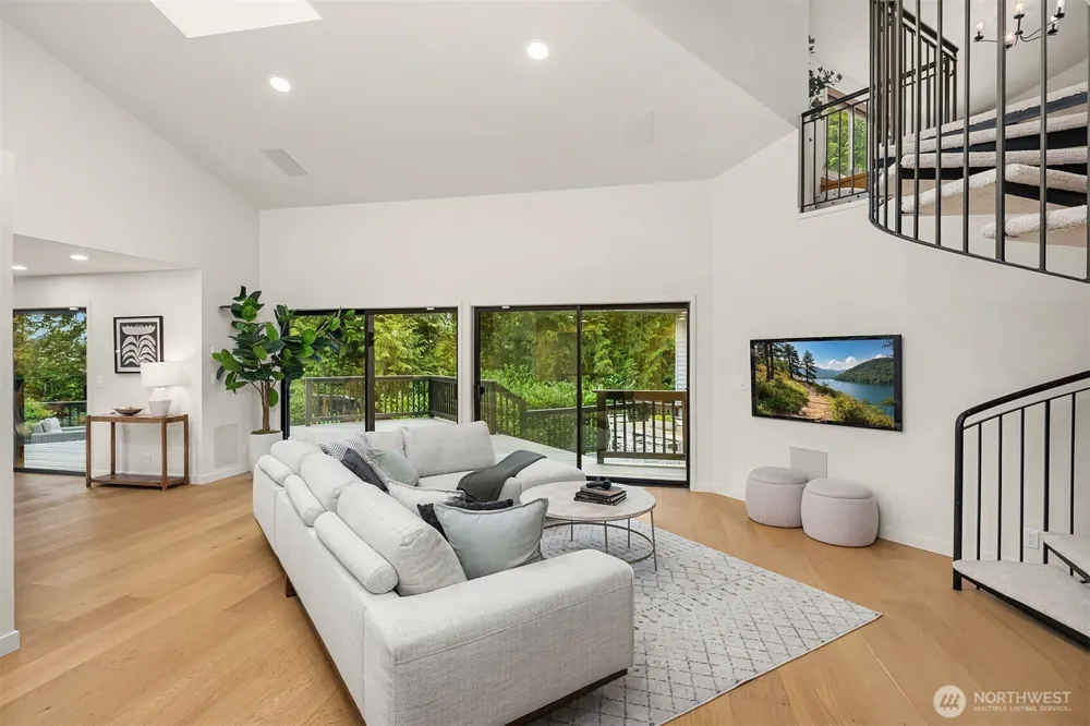 7118 NE 118th Street Kirkland, WA 98034
