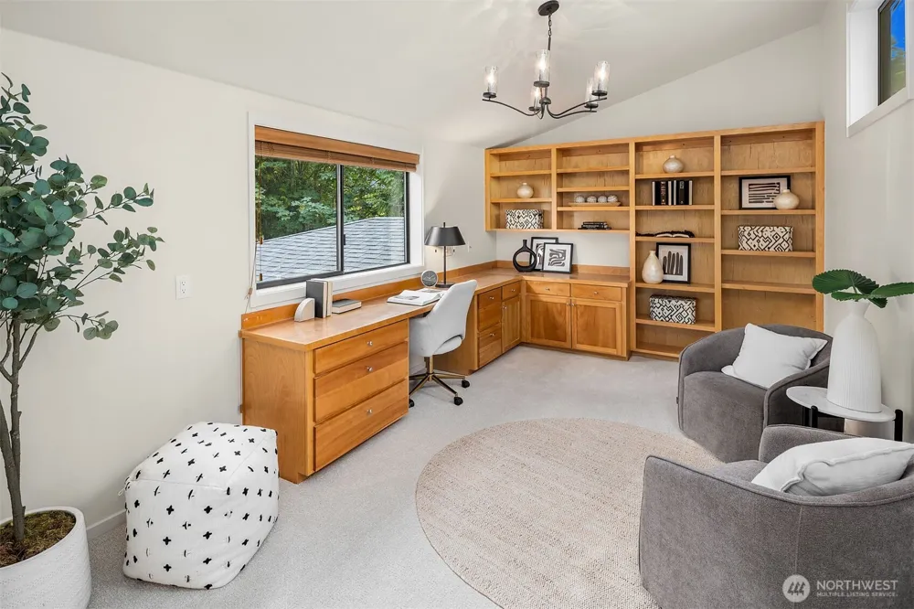 7118 NE 118th Street Kirkland, WA 98034