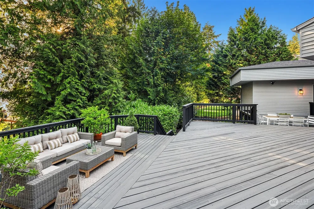 7118 NE 118th Street Kirkland, WA 98034