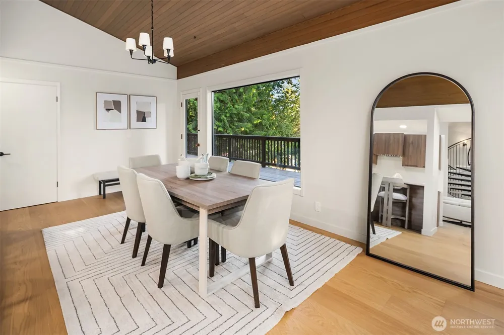 7118 NE 118th Street Kirkland, WA 98034