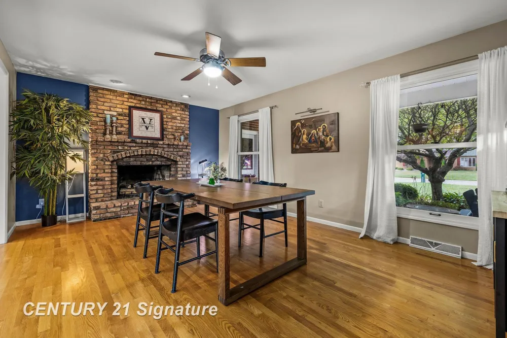 2870 E Nottingham Drive Saginaw Charter Township, MI 48603