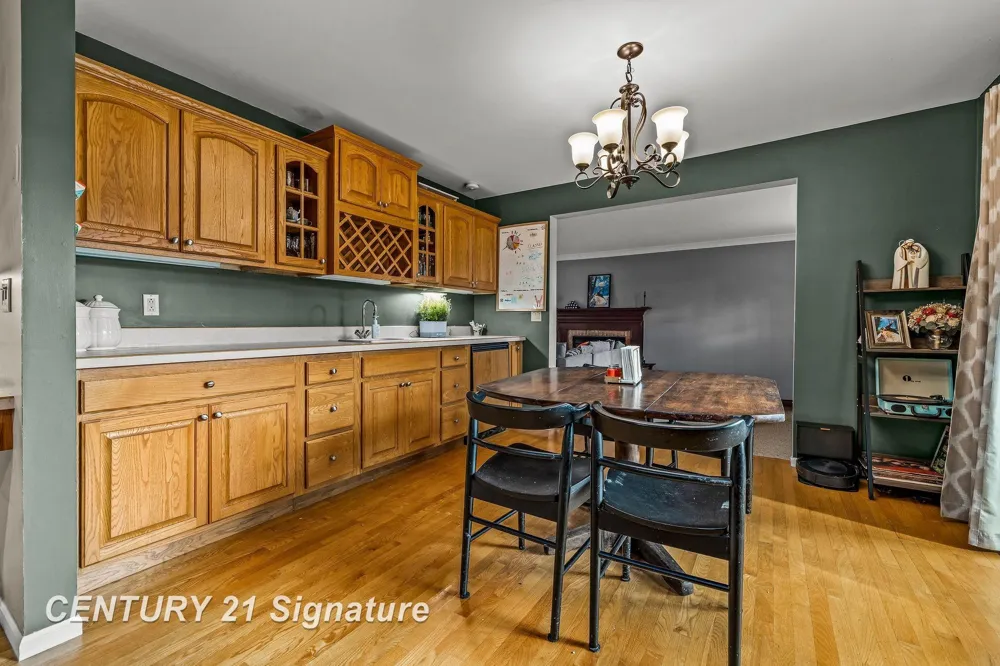 2870 E Nottingham Drive Saginaw Charter Township, MI 48603