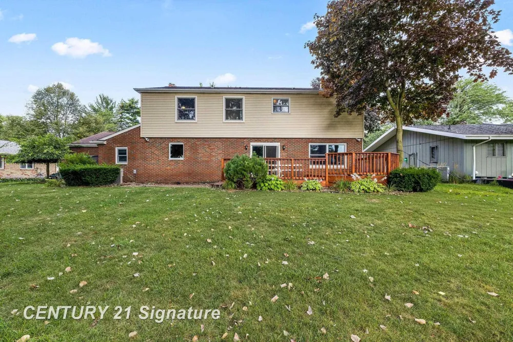 2870 E Nottingham Drive Saginaw Charter Township, MI 48603