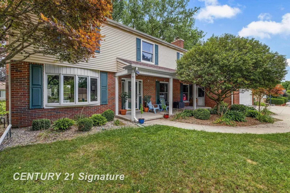 2870 E Nottingham Drive Saginaw Charter Township, MI 48603