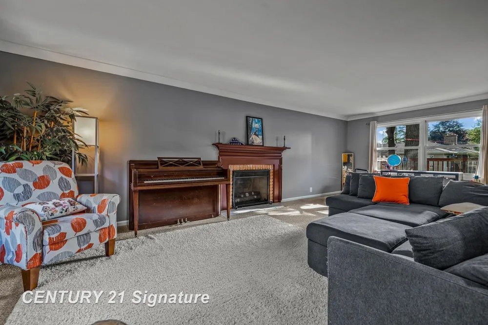 2870 E Nottingham Drive Saginaw Charter Township, MI 48603