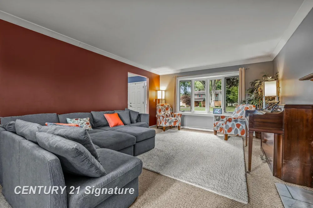 2870 E Nottingham Drive Saginaw Charter Township, MI 48603