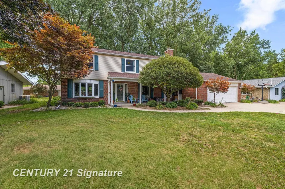 2870 E Nottingham Drive Saginaw Charter Township, MI 48603
