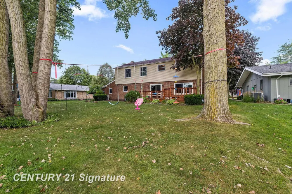 2870 E Nottingham Drive Saginaw Charter Township, MI 48603