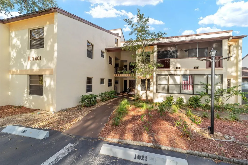 3401 E FORT KING STREET #202 ocala, FL 34470