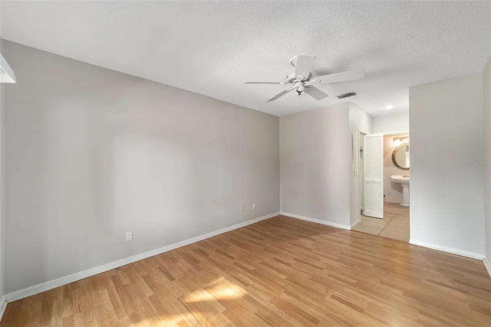 3401 E FORT KING STREET #202 ocala, FL 34470