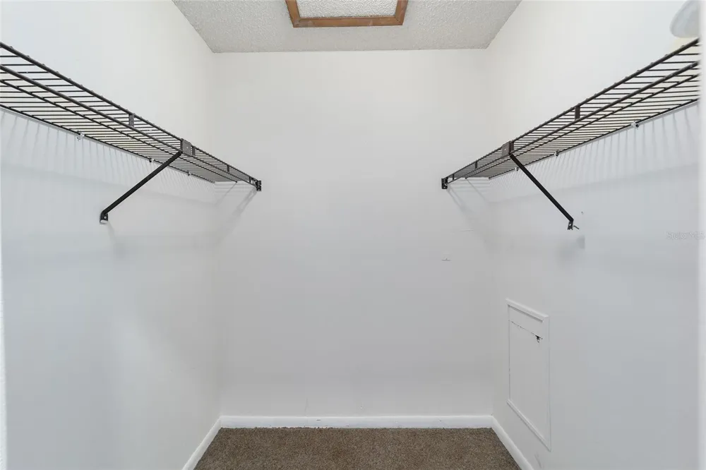3401 E FORT KING STREET #202 ocala, FL 34470