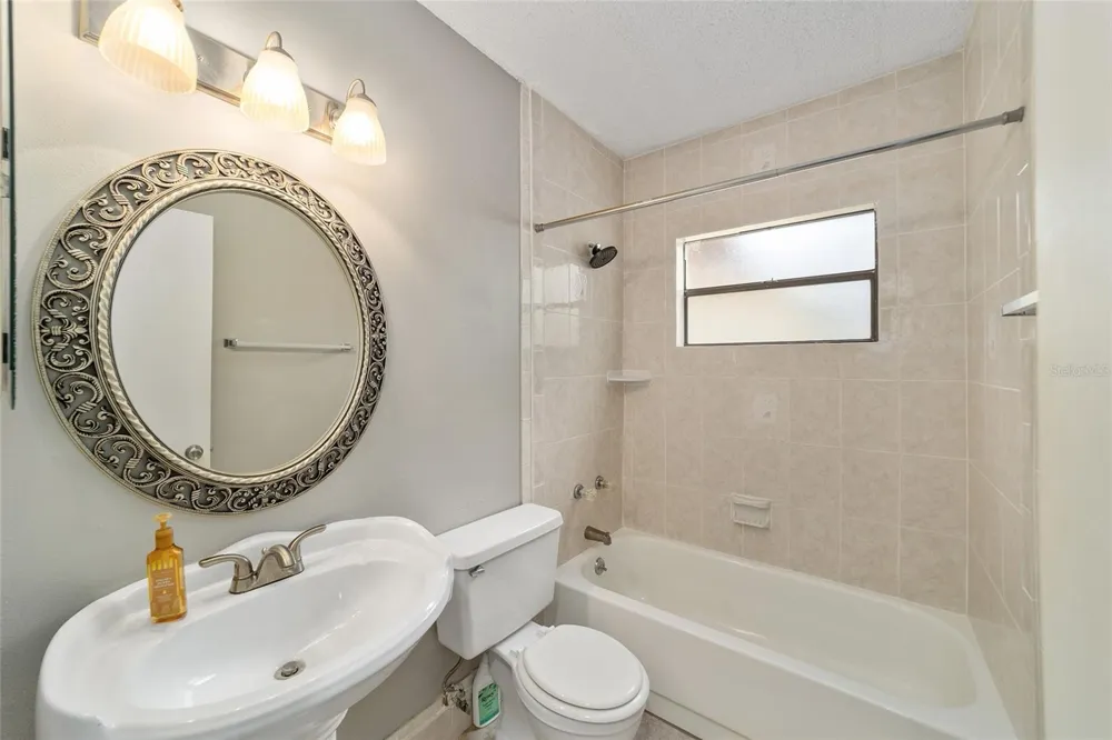 3401 E FORT KING STREET #202 ocala, FL 34470