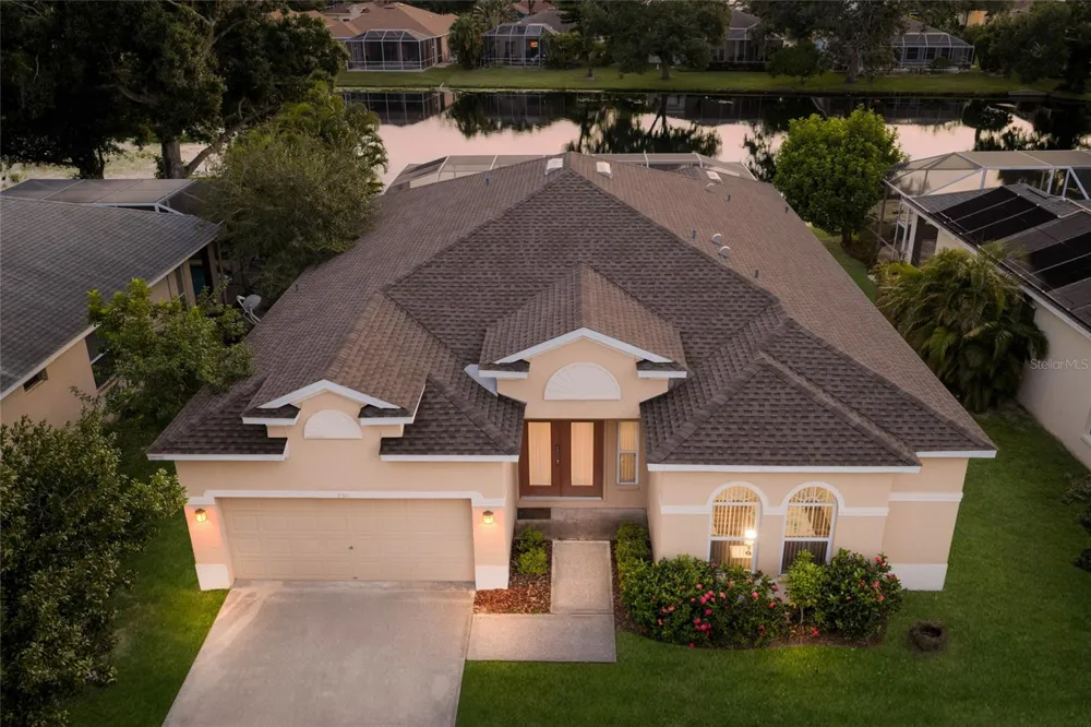 230 41ST STREET NE Bradenton, FL 34208
