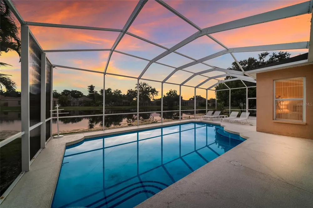 230 41ST STREET NE Bradenton, FL 34208