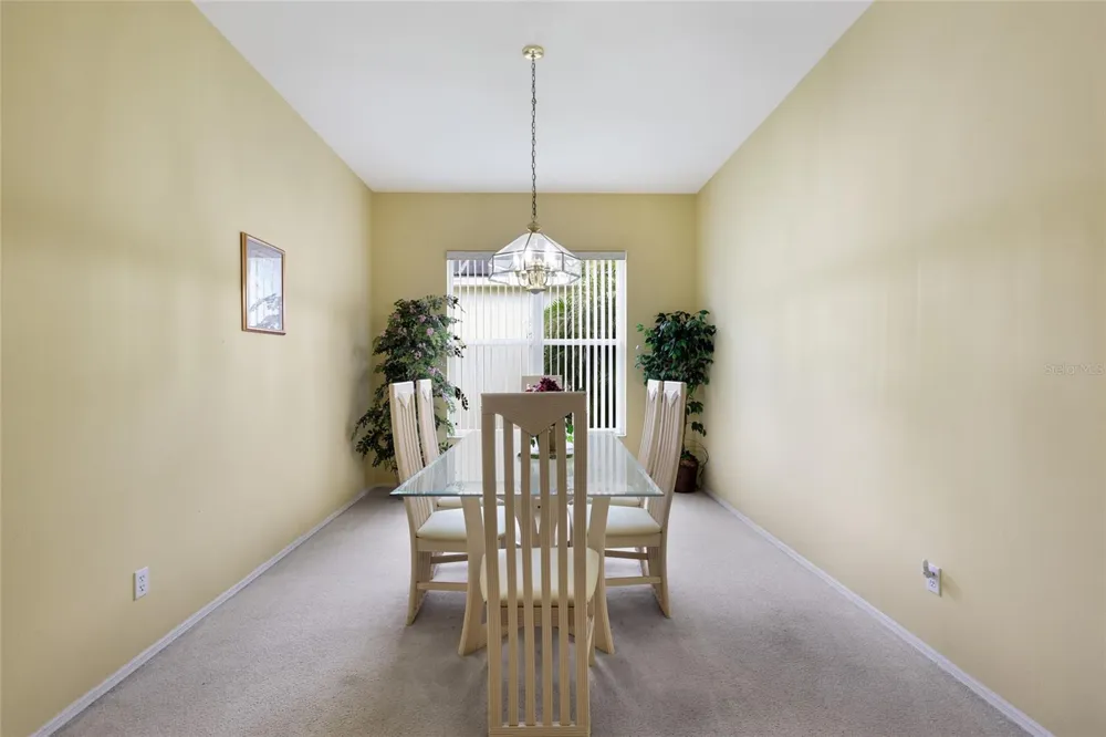 230 41ST STREET NE Bradenton, FL 34208