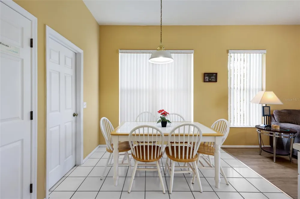 230 41ST STREET NE Bradenton, FL 34208