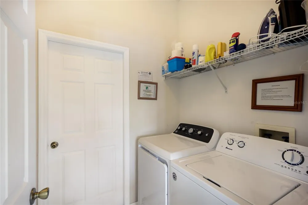 230 41ST STREET NE Bradenton, FL 34208