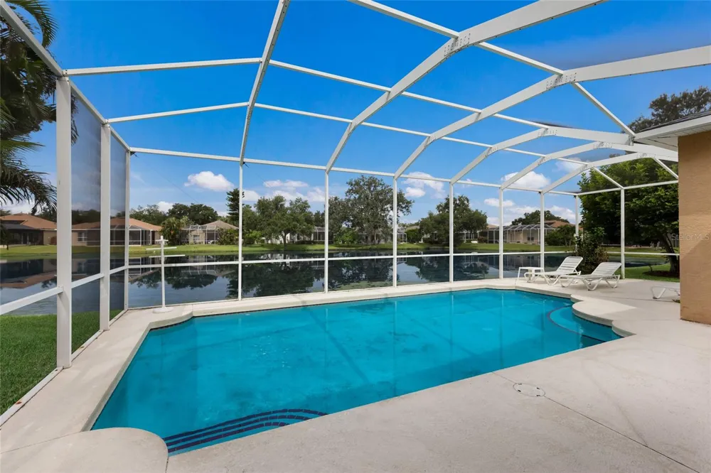 230 41ST STREET NE Bradenton, FL 34208